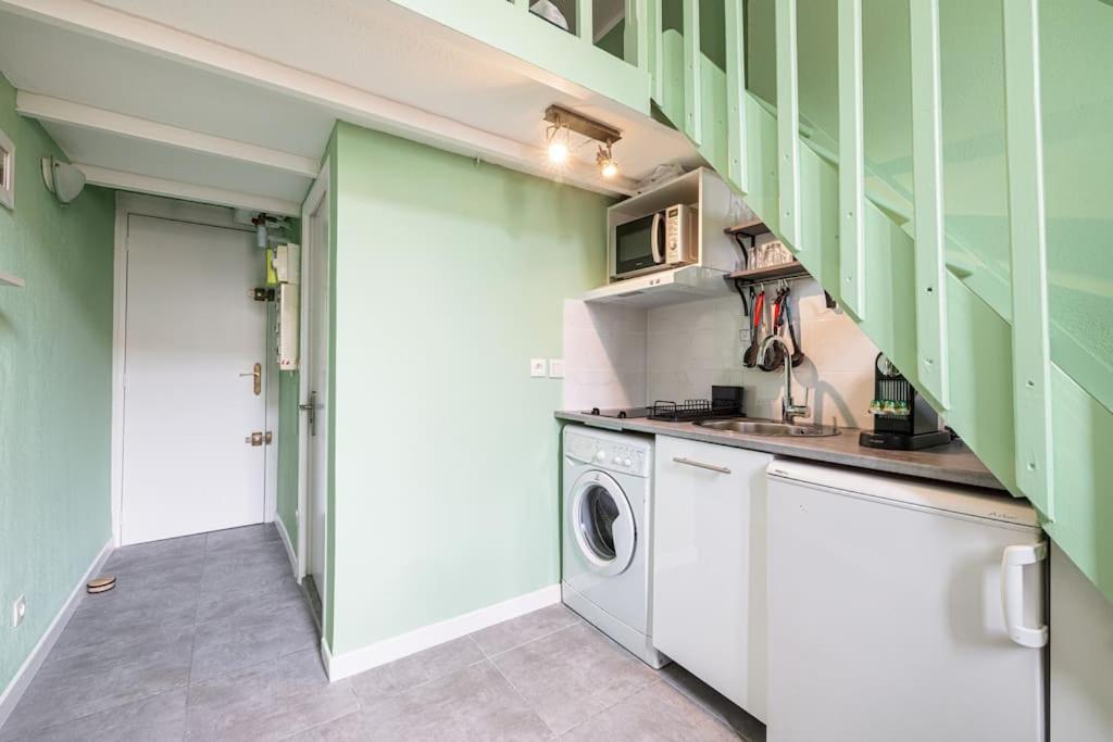 Siagre 35 - Near Main Avenue With Ac Apartment